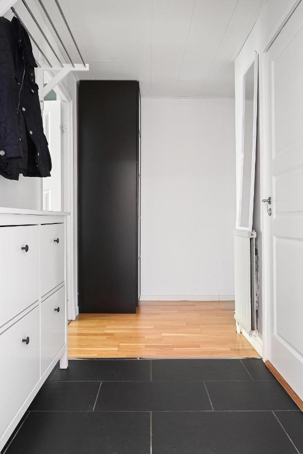 度假居 Sparkling Modern House In Kista - Close To